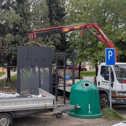 Uzamykateľné stojiská na odpad